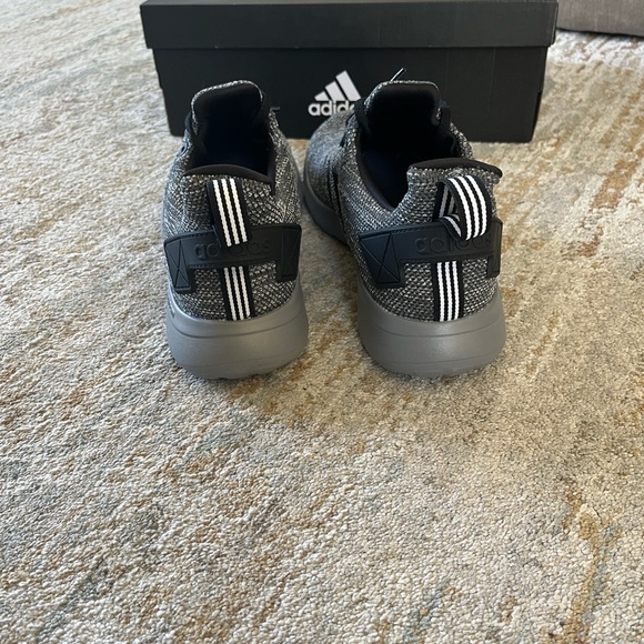 New Adidas Grey Knit Sneakers Mens - Picture 5 of 8